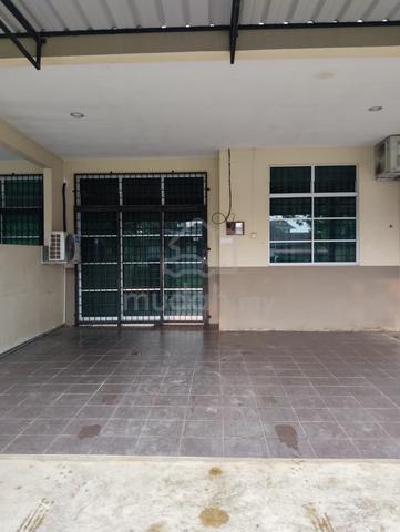 Rumah Teres partially furnished berdekatan SK Tebing Tembah, Paka 1