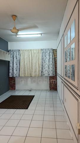 Vista Shop Apartment (Damansara Damai) 1