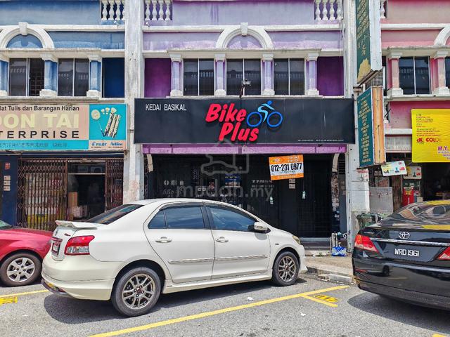 Trek Bicycle Shop wanted to Let Go 1
