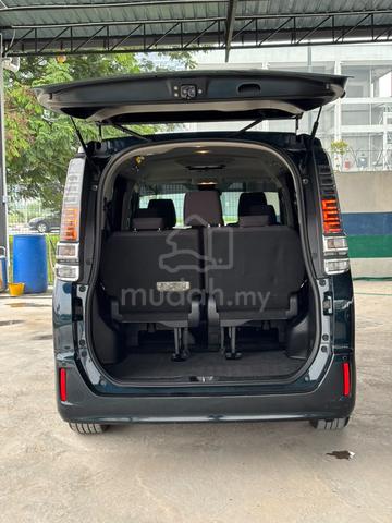 2018 Toyota VOXY 2.0 (A) Petrol REG 2022 - 5