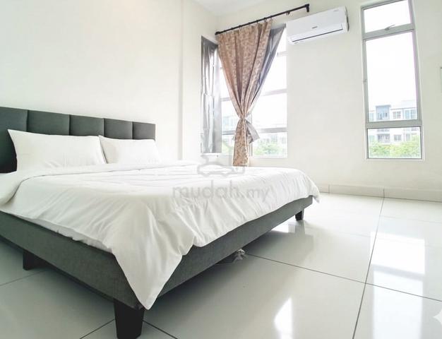 The Twin Residences @ Tampoi 1