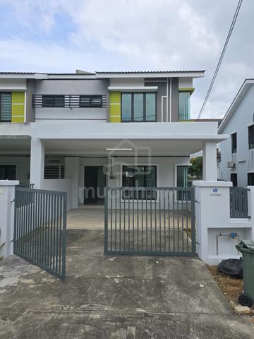 Semenyih Parkland Beranang End Lot 2 tingkat 2