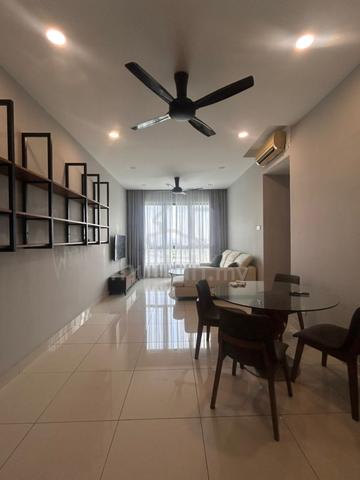 Kiara Plaza 1
