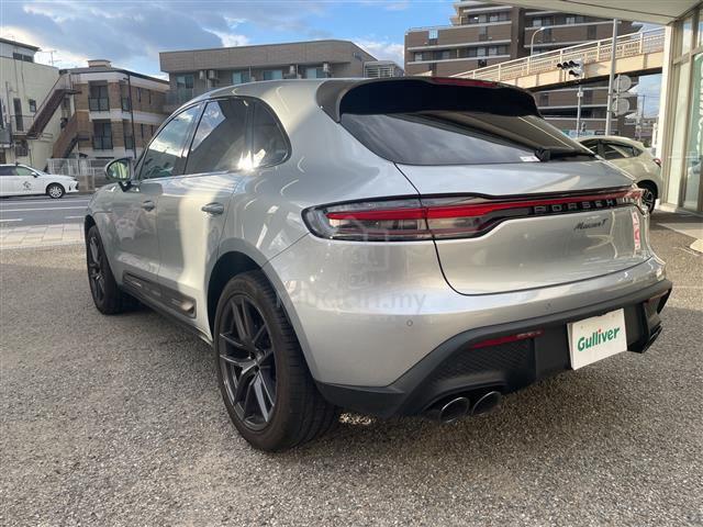2023 Porsche MACAN T 2.0 - 2