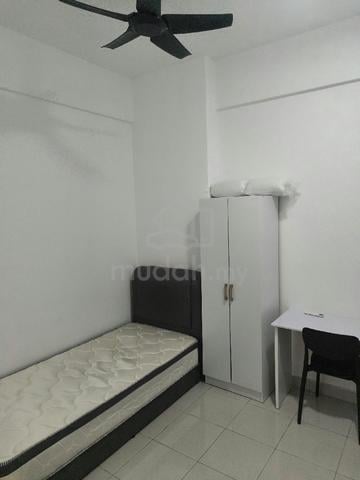 Kampus West City 1