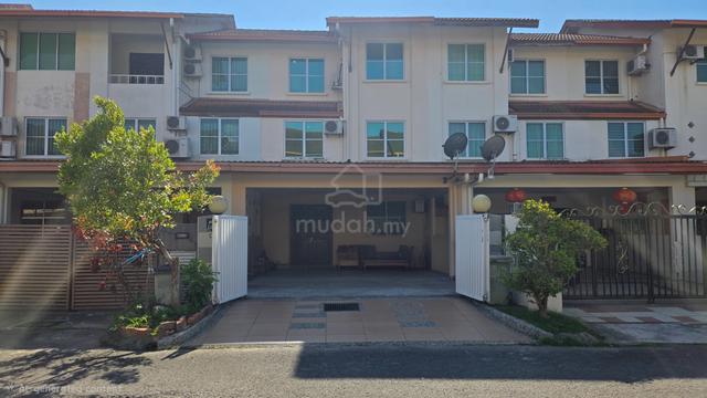 Taman Casa Palma @ Kolombong | 3-Storey Terrace House 1