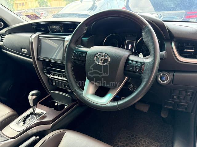 2017 Toyota FORTUNER 2.7 SRZ 4x4 (A) - 5