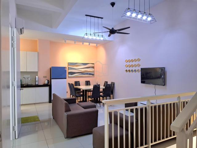 F/Furnish 3 Sty N'Dira 16 Sierra Townhouse (2583sf, 7R4B, 3CP) Puchong 1
