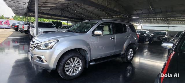 201/2020 Isuzu Mu-X 1.9 4X2 Facelift Auto) 7 - 2