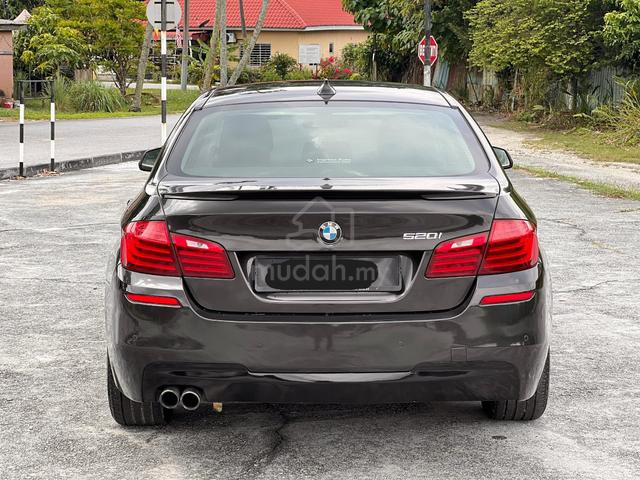 Bmw 520i 2.0 FACELIFT (A) FREE WARRANTY LOCAL - 2