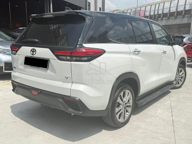 Toyota INNOVA 2.0 ZENIX V #F/svc TYT Warranty 2028 - 2
