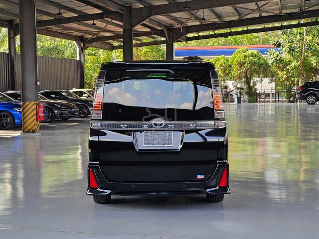 2021 Toyota VOXY 2.0 ZS KIRAMEKI III (A) 49K KM - 3