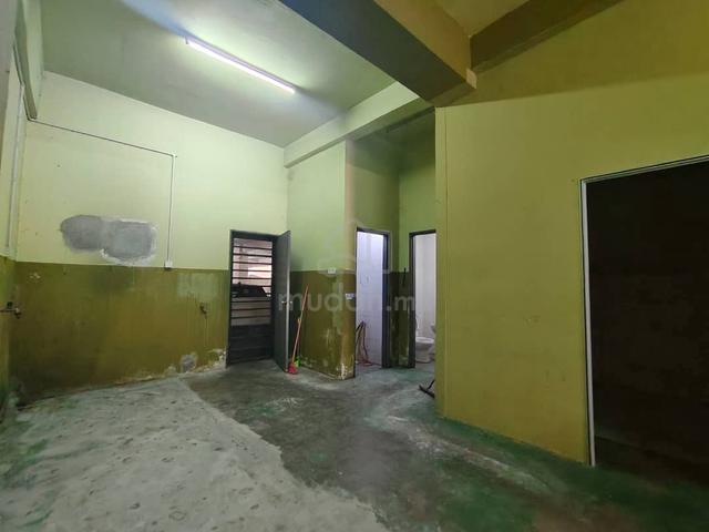 Shop for Rent Below Apartment – High Visibility @ Alam Idaman 2