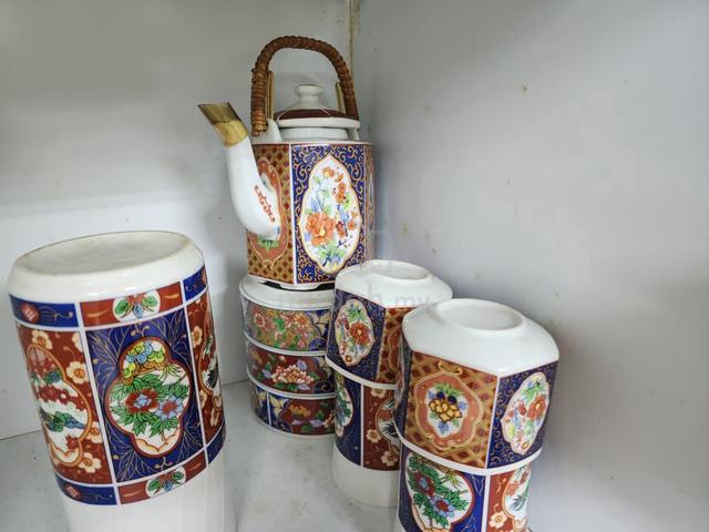 Carousel Image
