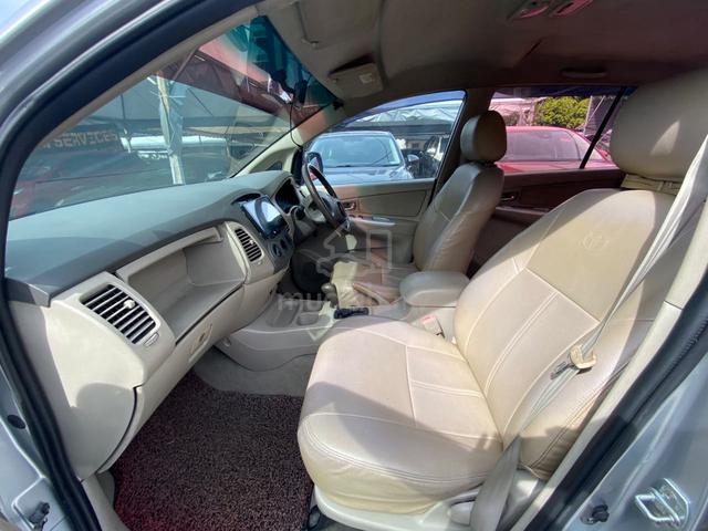 2011 Toyota INNOVA 2.0 E (A) - 5