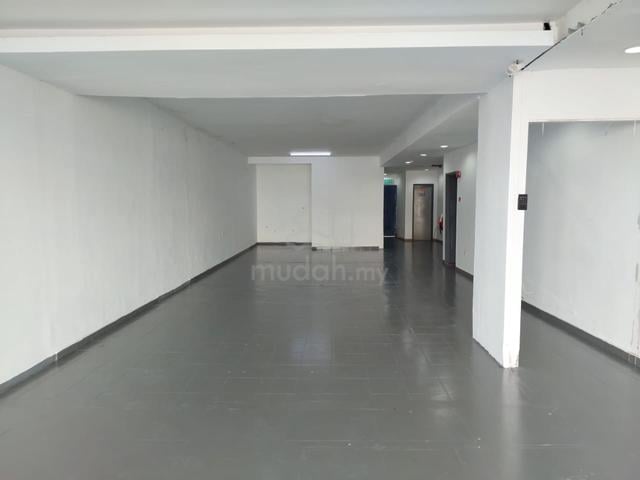 Facing Main Road Shop Lot For Rent Taman Kota Laksamana, Melaka 1