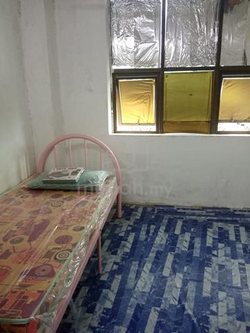 bilik sewa medium/small 1