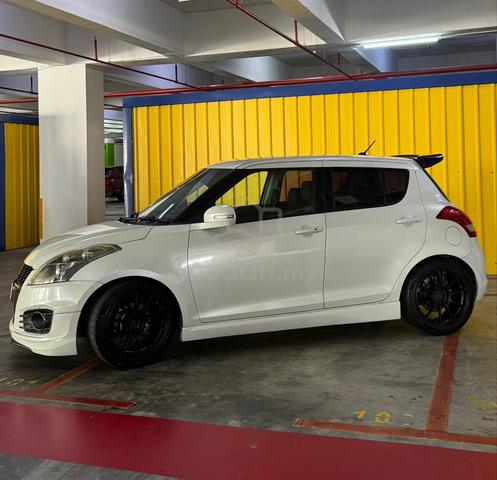 2015 Suzuki SWIFT 1.6 SPORT (M) - 2