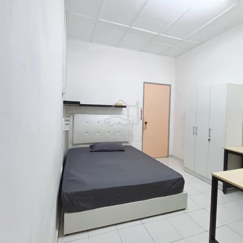 Room for rent in bandar mahkota Cheras 1