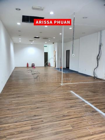 Bay Avenue 1400sqft Ground Floor Shop Lot Bayan Lepas near Queensbay. 1