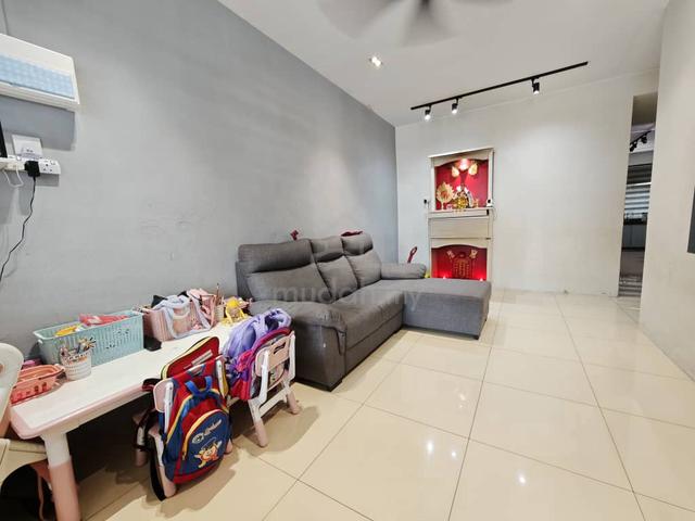Skudai Taman Universiti Jalan Kemuliaan Single Storey 20x65 Renovated 1