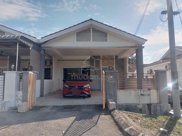 Rumah untuk dijual di Simpang Pulai,Ipoh ( near RTC Gopeng) 1