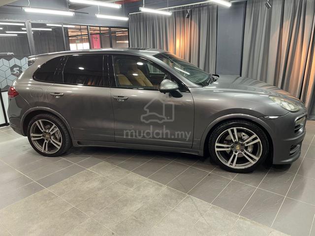 2010 Porsche CAYENNE 4.8 S 957 (A) - 2