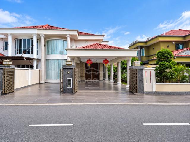 Taman Cempaka Banting Double Storey Semi-D House Fully Renovated 1