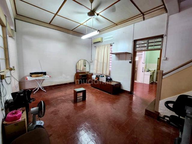 2 Storey Terrace House opposite O2 Ayer Itam 1
