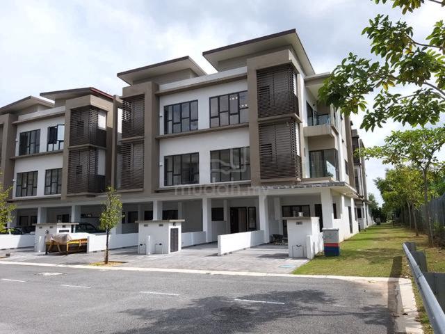 N'Dira Townhouse 1