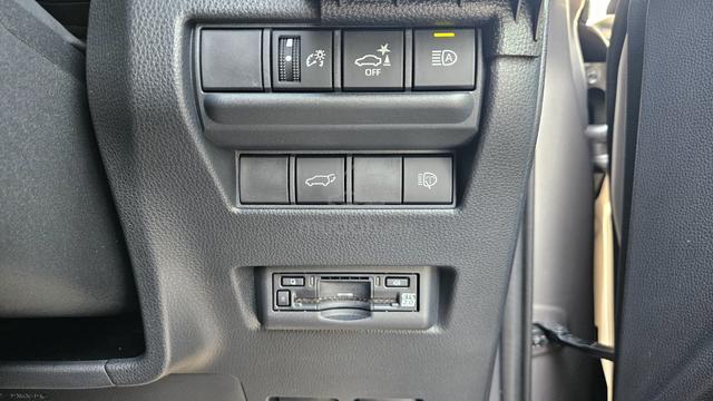 2024 Toyota LANDCRUISER 250 2.7 VX / 8K KM MILEAGE - 3