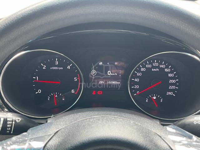2017 Kia GRAND CARNIVAL 2.2 D KX (A) P/Door - 4