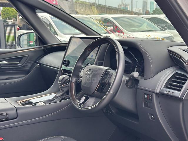FULL SPEC SUNROOF HUD 2024 Toyota ALPHARD 2.5 Z - 5