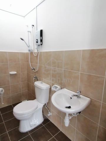 Female room for rent at Gelang Patah @ Iskandar Puteri 3