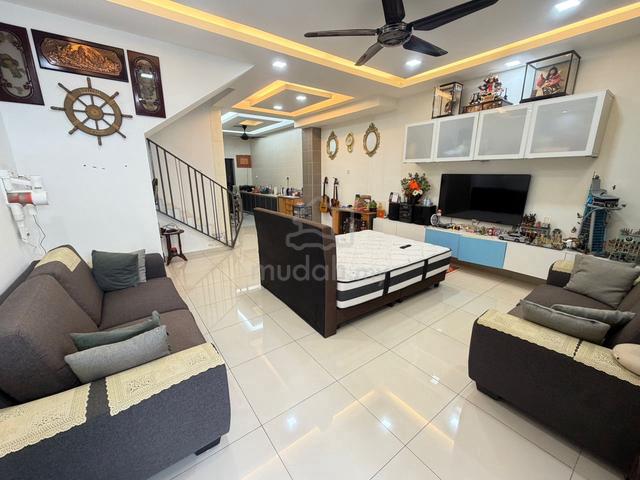 [RENOVATED] 2 Storey Terrace House, Acacia Park , M Residence ,Rawang 1