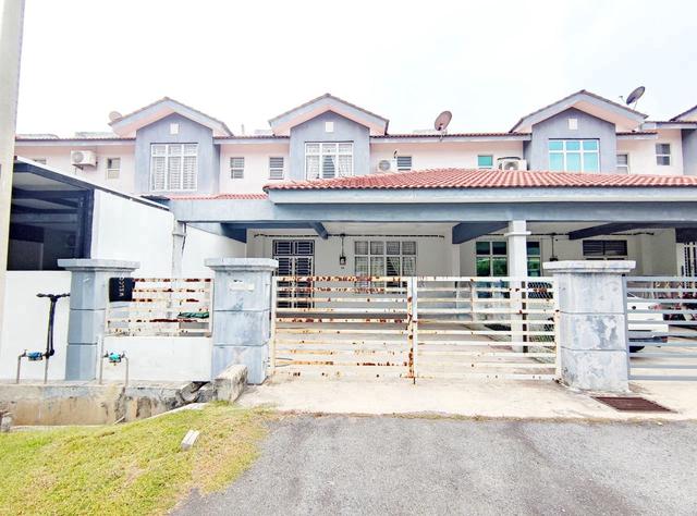 FULLY FURNISHED Double Storey Terrace Taman Sutera Wangi Batu Berendam 1