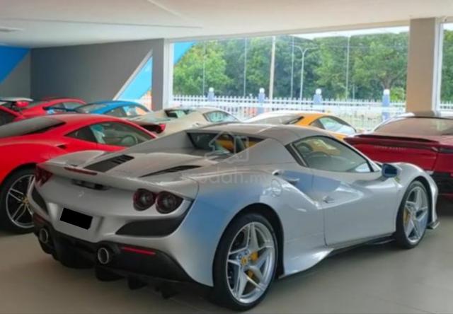 2021 Ferrari F8 SPIDER 3.9 (A) - 4