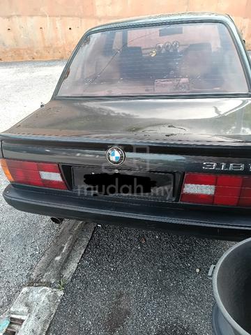 Bmw E30 318 - 4