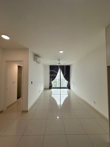 The M @ Medini Macrolink 1