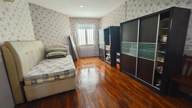 Saville Suites 1