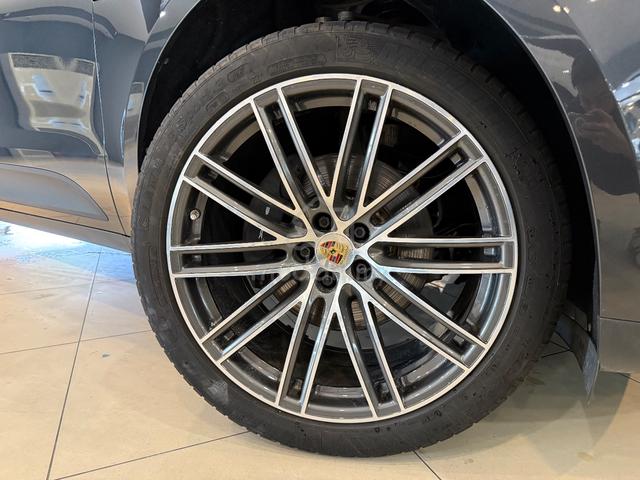 2021 Porsche MACAN 2.0L (A) - 3