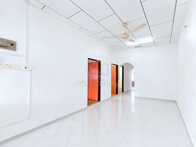 FULL LOAN !! 1 Storey Terrace At Taman Bersatu , Simpang Empat Kedah 1