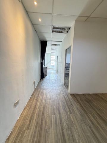 Bukit Indah Shoplot Office 1st floor For Rent 1