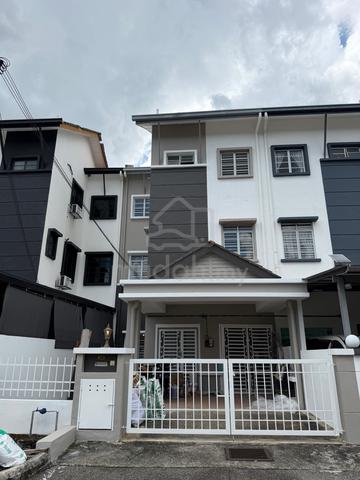 2.5 storey terrace house for Rent in Ukay Perdana 1