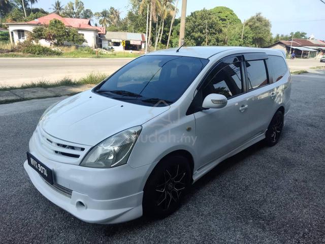 2011 Nissan GRAND LIVINA 1.6 IMPUL (A) - 2