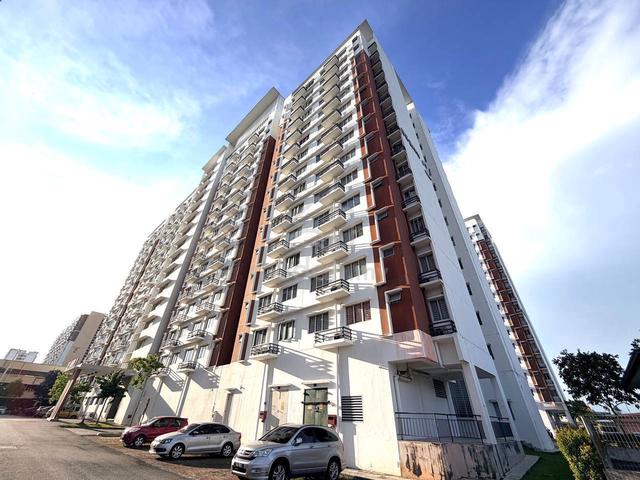 De Bayu Apartment 1