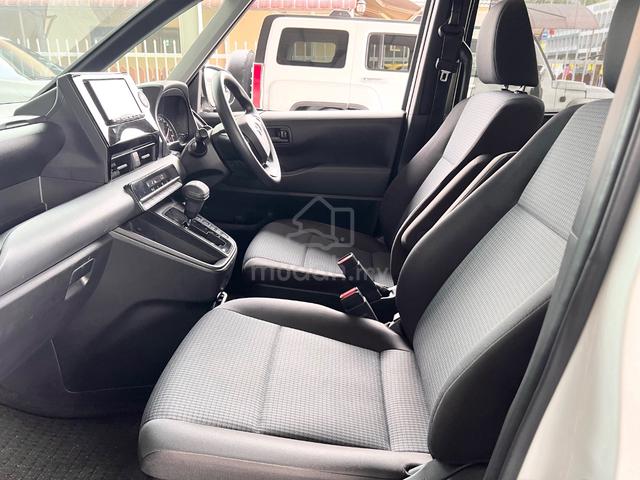 2022 Toyota NOAH 2.0 X*SUPER LOW MILEAGE*LIKE NEW* - 5