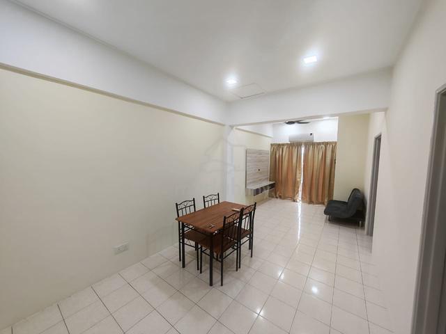 Red Ruby Apartment 1