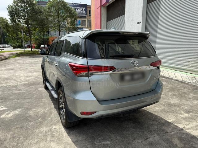 2016 Toyota FORTUNER SRZ 2.7 (A) - 4