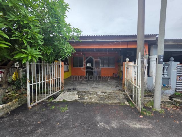 Teres setingkat taman seri mahkota aman batu 11 belakang caltex 1